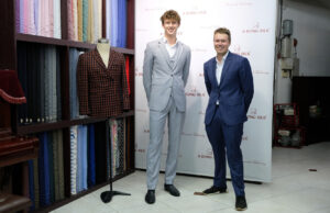 Trải nghiệm may nhanh — phong cách riêng giữa lòng phố cổ